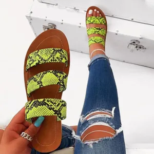 Flip Flops With Big Flowers On Top 2019 Women Slippers Flat Candy Color Summer Female Cool Flip Flops Comfort Outside Beach Ladies Soft Slides Casual Shoes