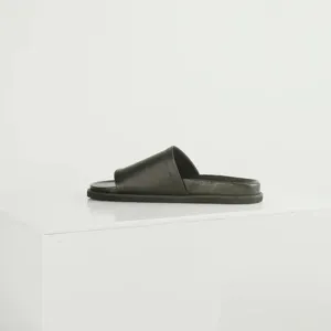 Abe Leather Slippers - Black Wicked Good Slippers
