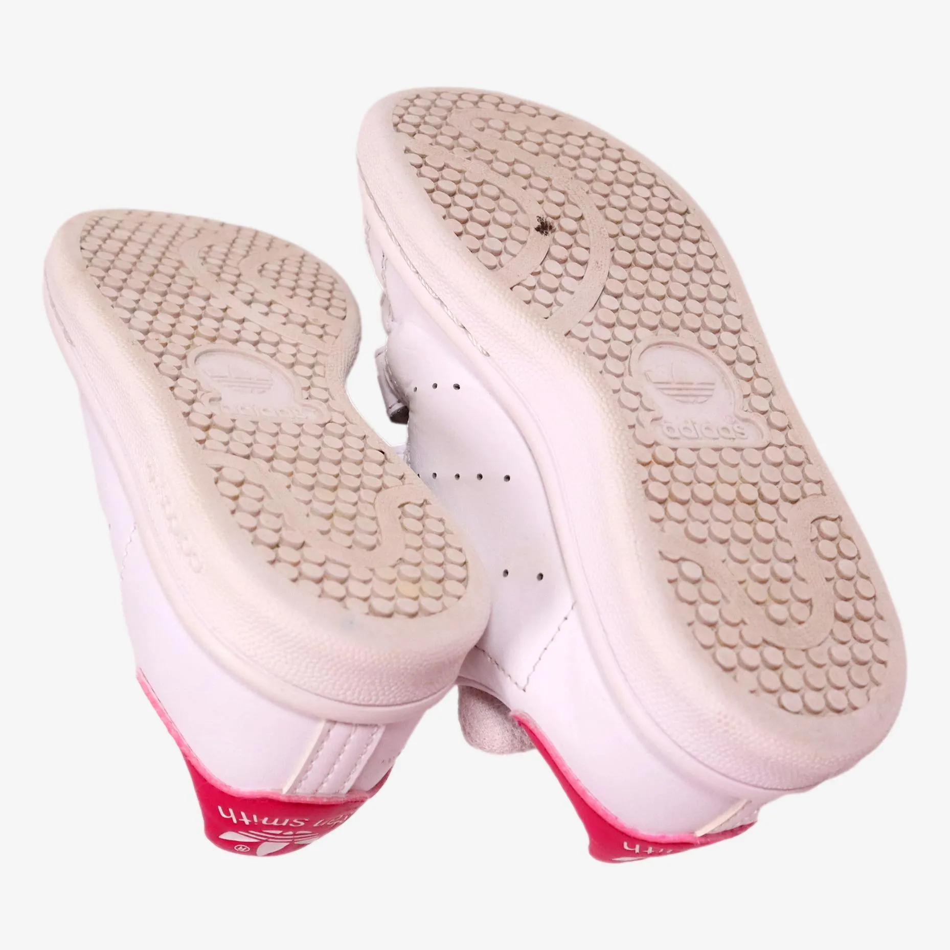 ADIDAS P28 Baskets blanches a scratch Adidas Soccer Indoor Shoes