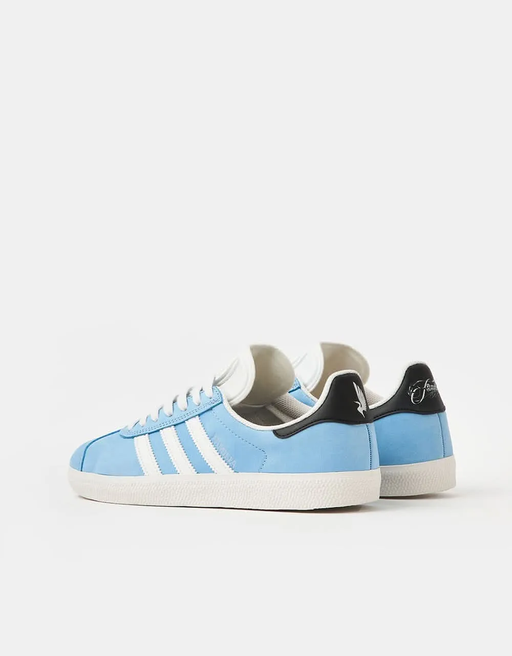 Adidas Skateboard Shoes adidas x Familia x Minnesota Utd FC Gazelle Skate Shoes - Crystal White/Core Black/Better Scarlet