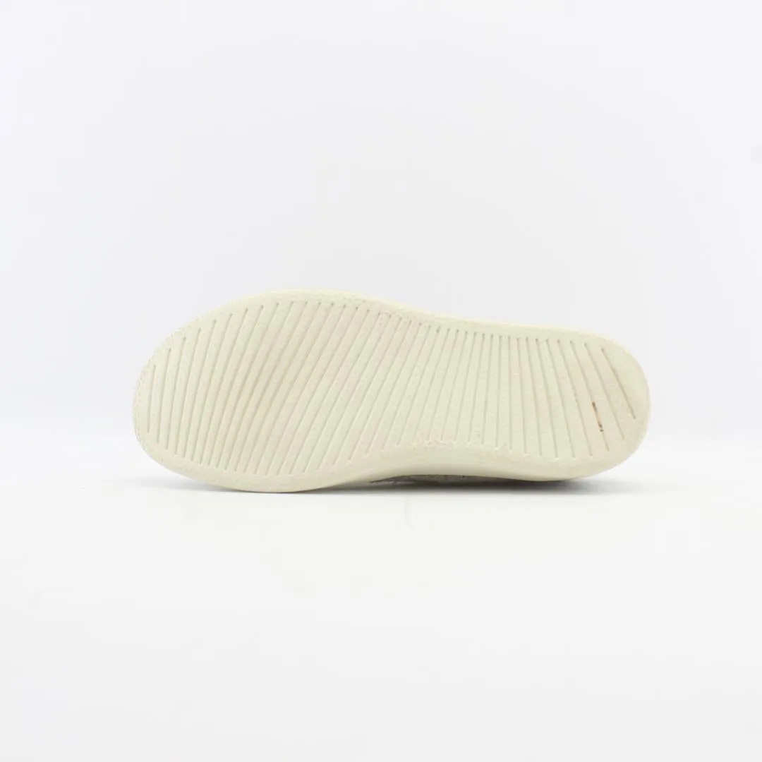 ALLBIRDS WOOL PIPERS Wearing Sneakers With Dress