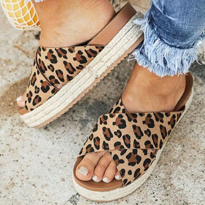 Wave Flip Flops Sexy Leopard Sandals Summer Women Slippers Open Toe Platform Casual Shoes Ladies Outdoor Beach Flip Flops Female Slides