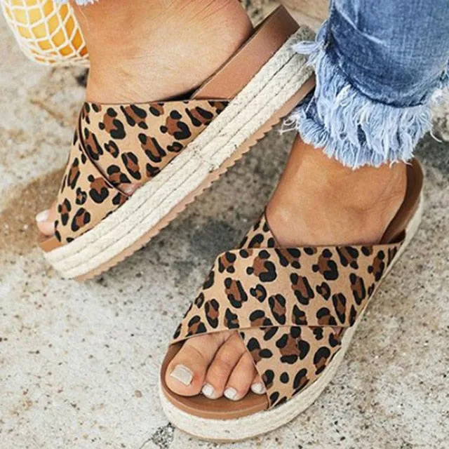 Bluefin Flip Flops Sexy Leopard Sandals Summer Women Slippers Open Toe Platform Casual Shoes Ladies Outdoor Beach Flip Flops Female Slides