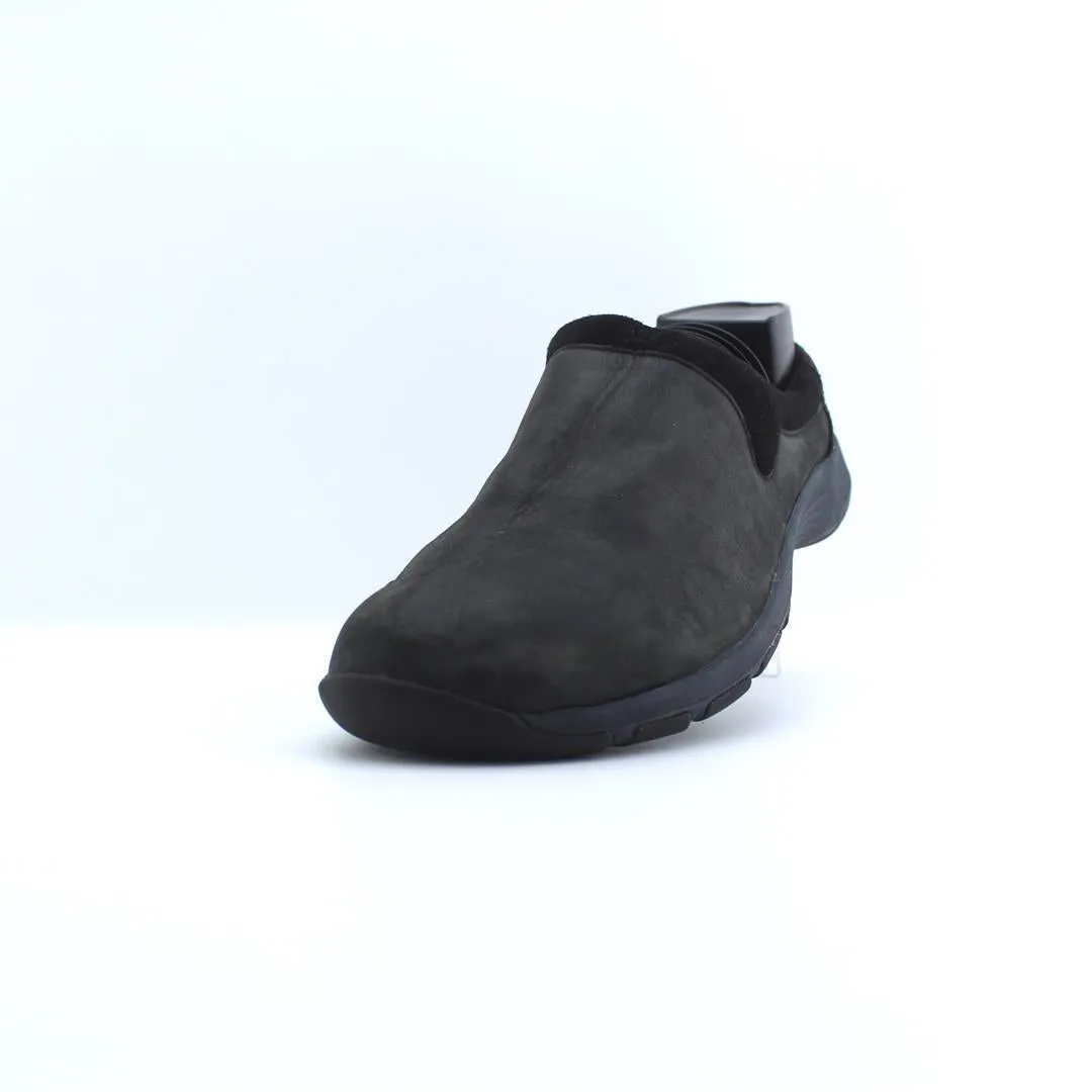 EASY SPIRIT ANTIGRAVITY Slip-on Nursing Shoes