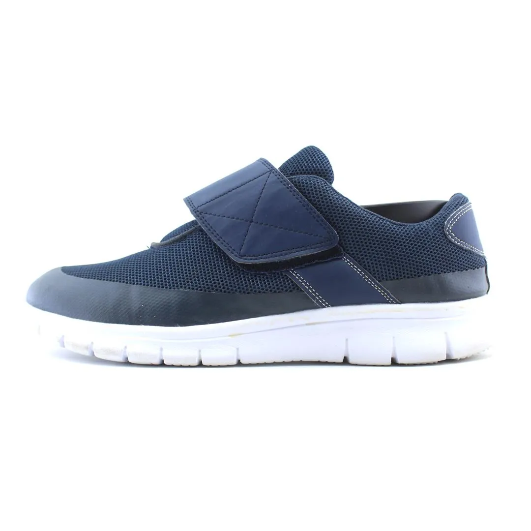 Slip On Approach Shoes ATLAS .