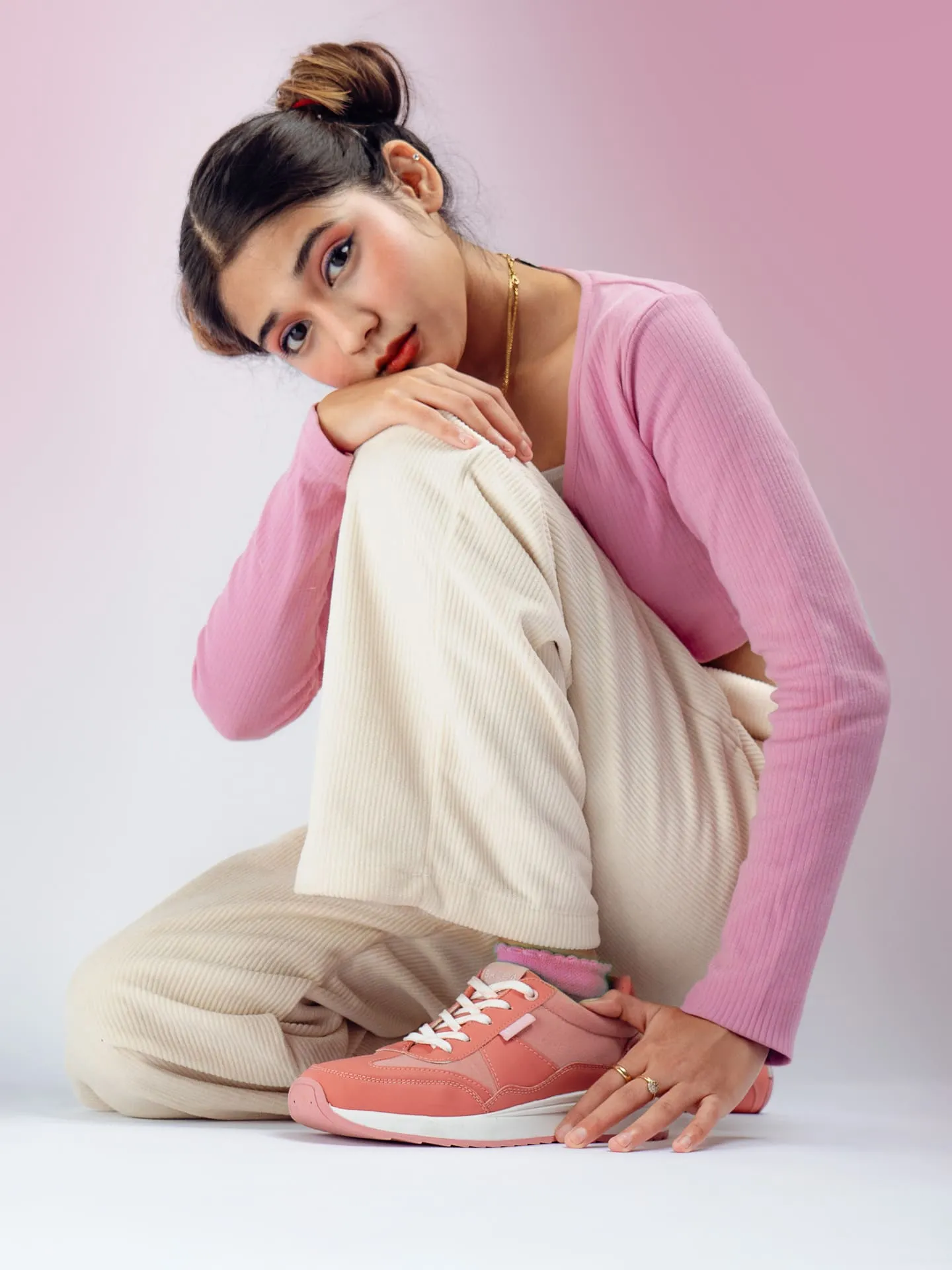 Bacca Bucci TAMRA Low-Top Women's Sneakers Winterized Sneakers