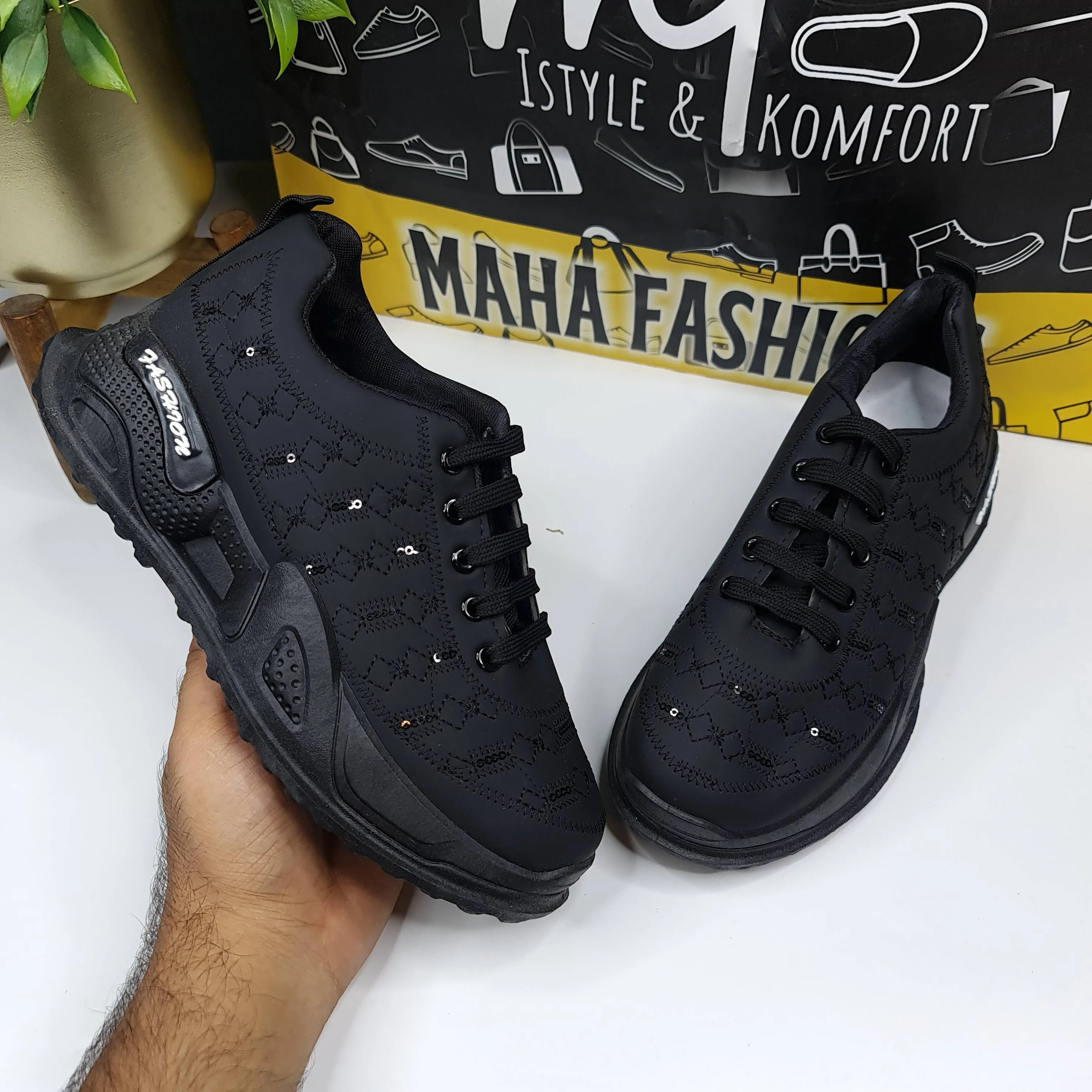 Black Sequence Chunks Shoes Tory Burch Sneakers