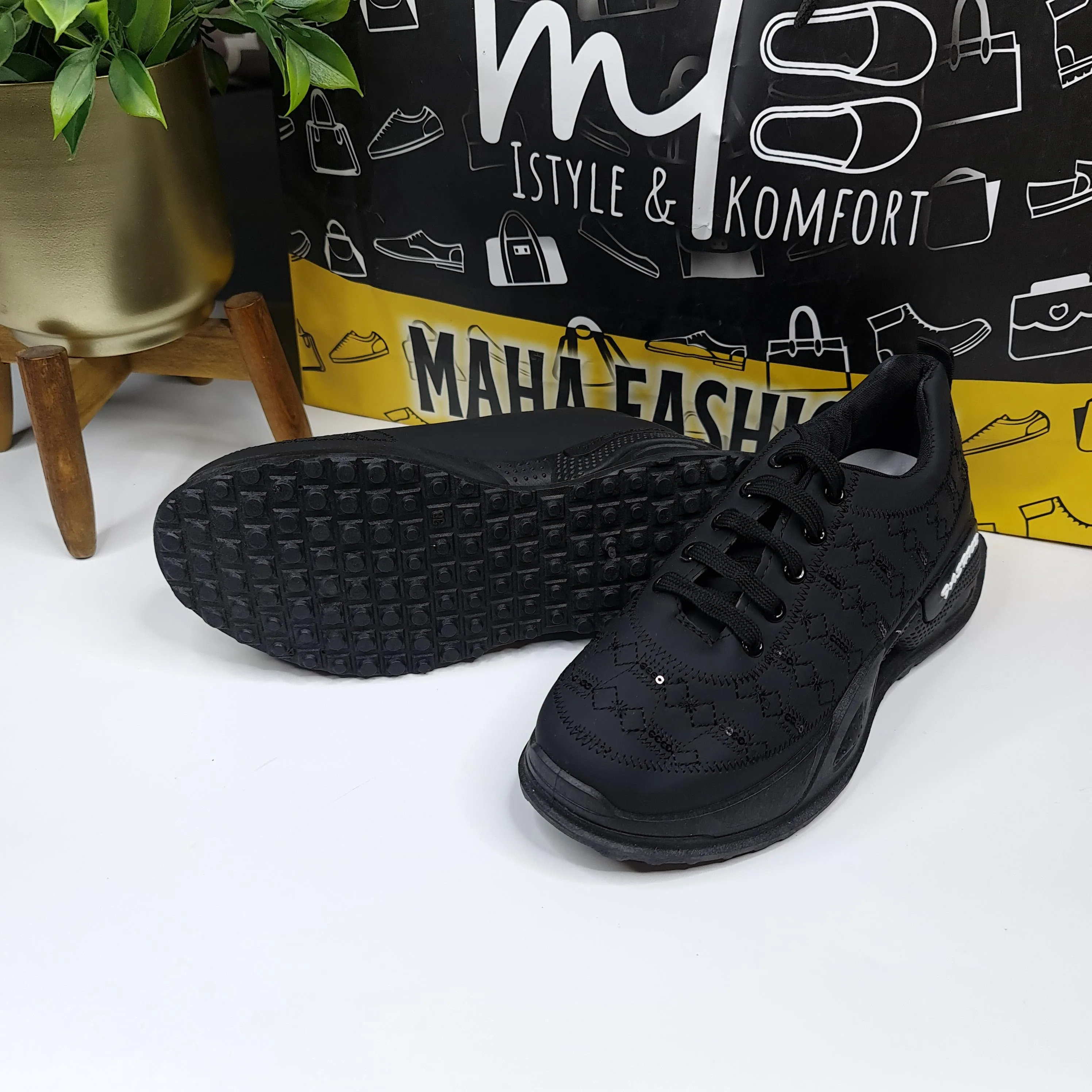 Black Sequence Chunks Shoes Best Hiit Sneakers