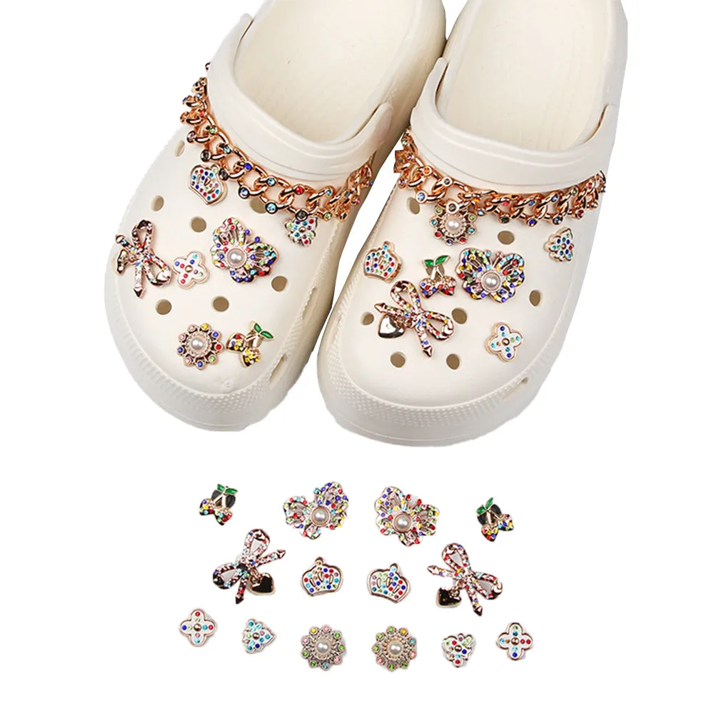 Fluffy Slippers Sandals Bling Shoe Charms Shoe Decoration Fashion Shoe Charms for Women Girls Party Favors DIY Gift