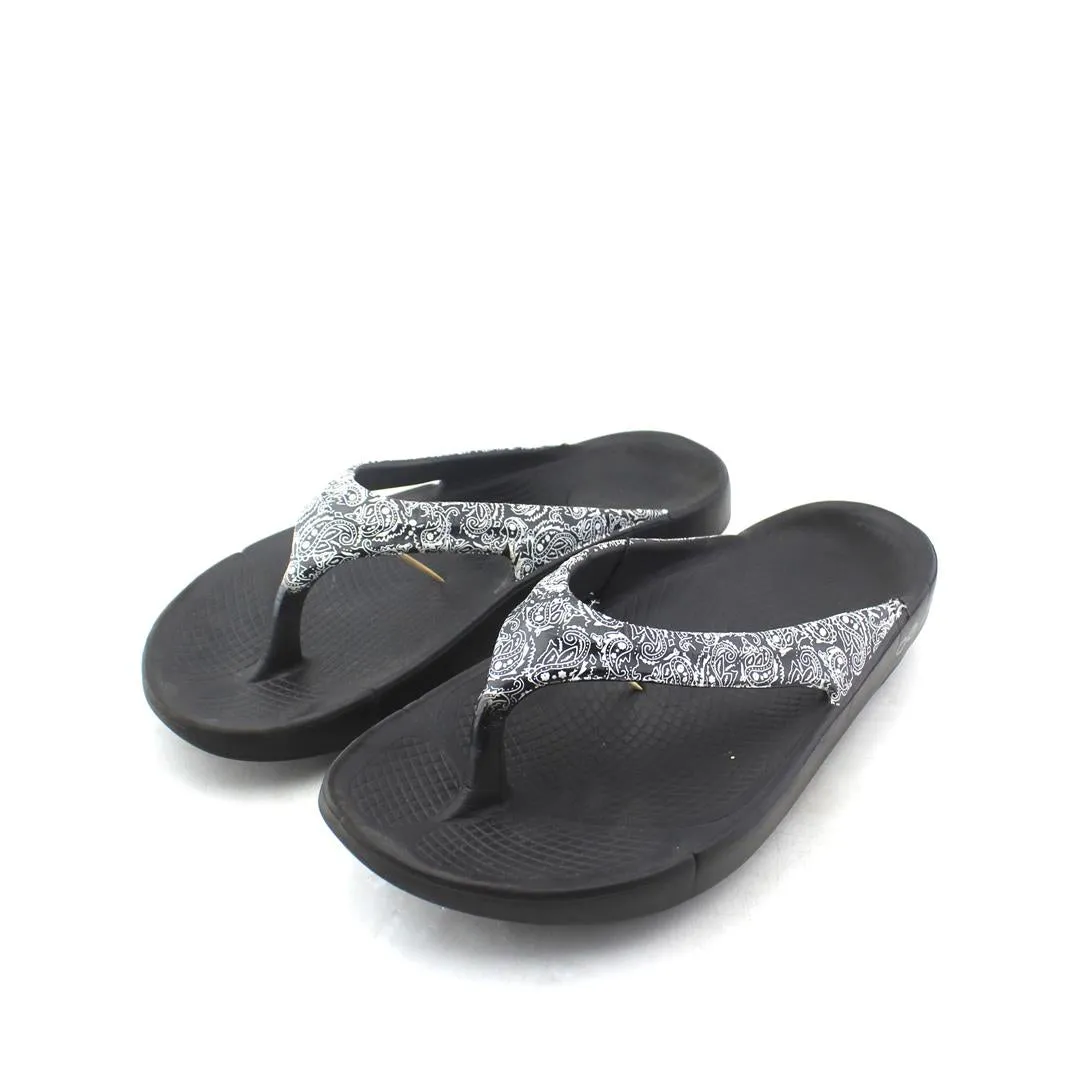 OOFOS LUXE Beachwalk Slippers