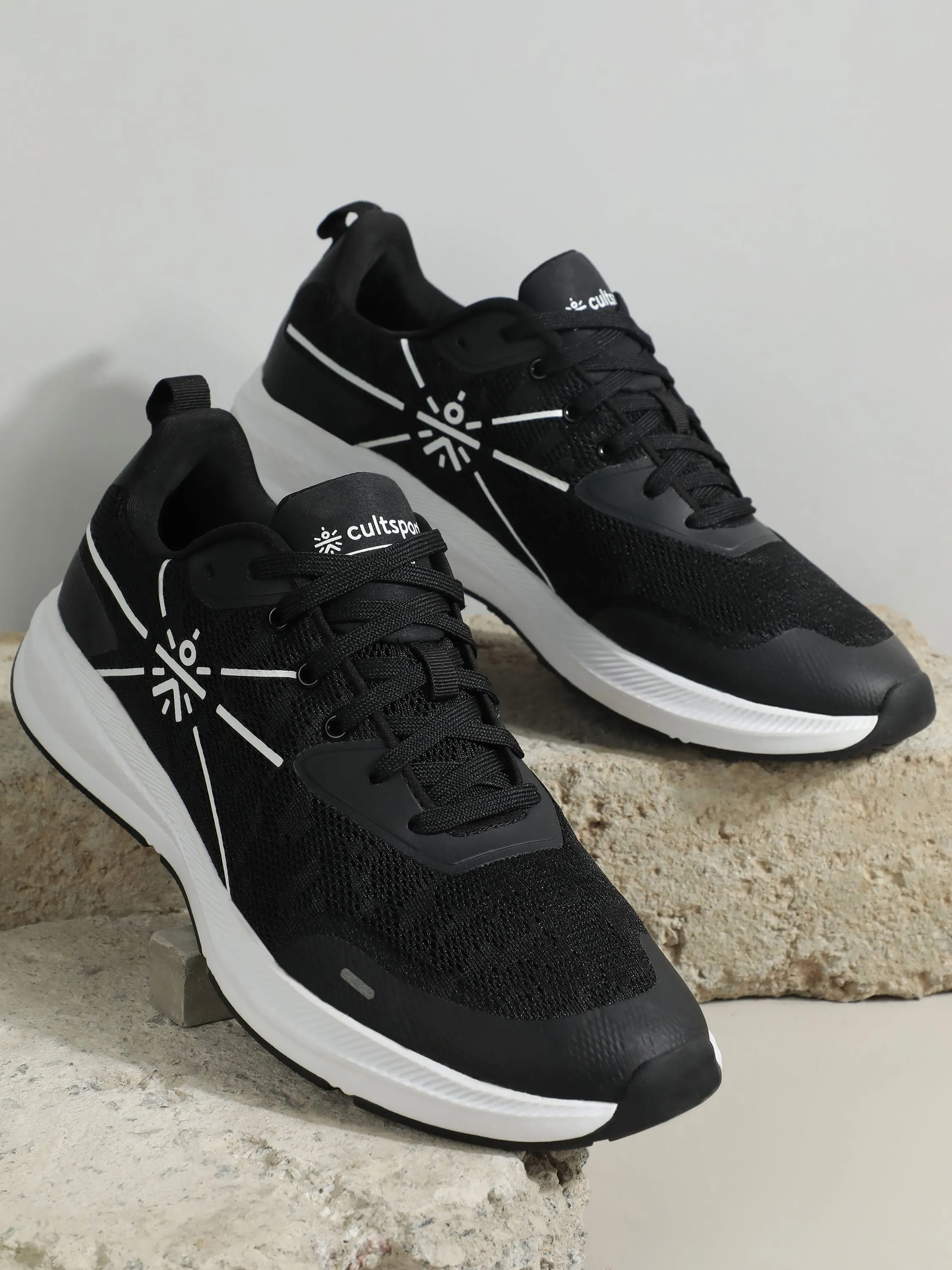 Flomo Men Running Shoes - Black Roav Fresh Foam Sportstyle Running Shoes