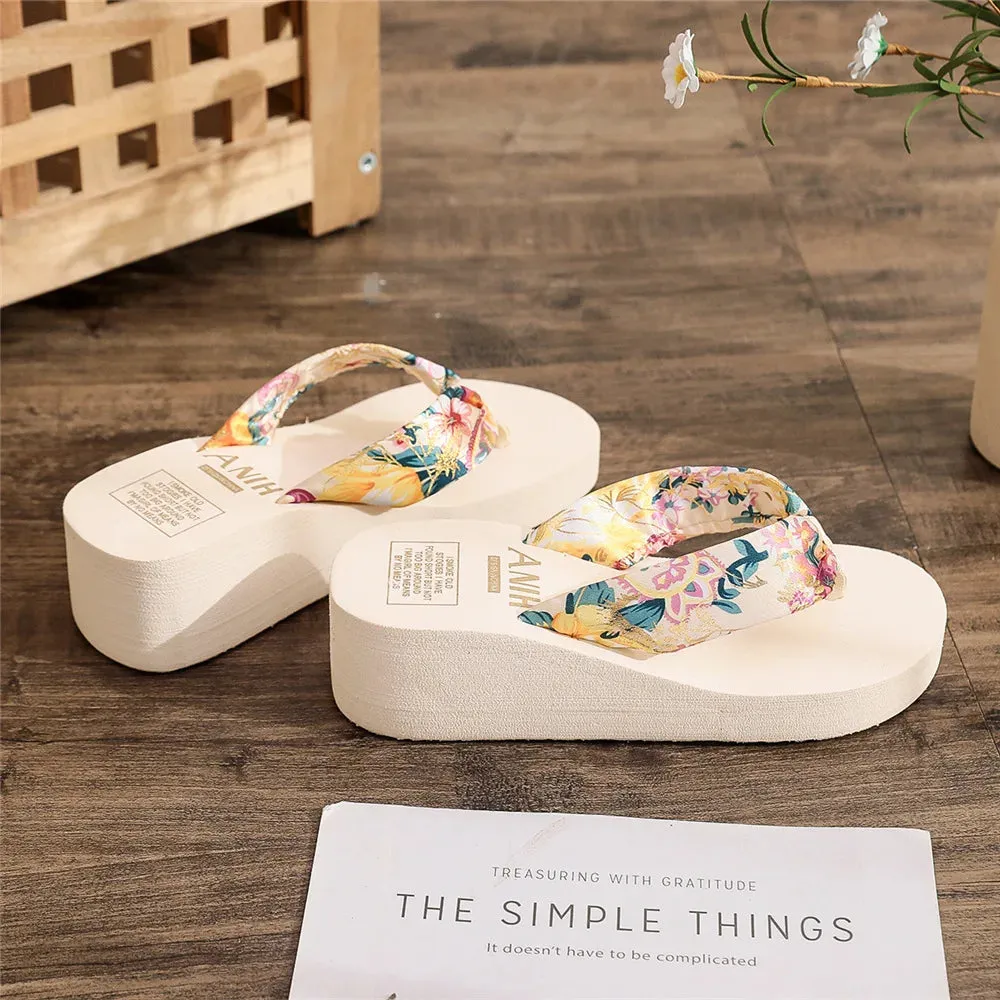Claquettes Sandales femme t 2024 / Fashion Women Flip Flops Summer Beach Platform Slippers Casual Outside Wedges Sandals Summer Women Shoes Classy Flip Flops