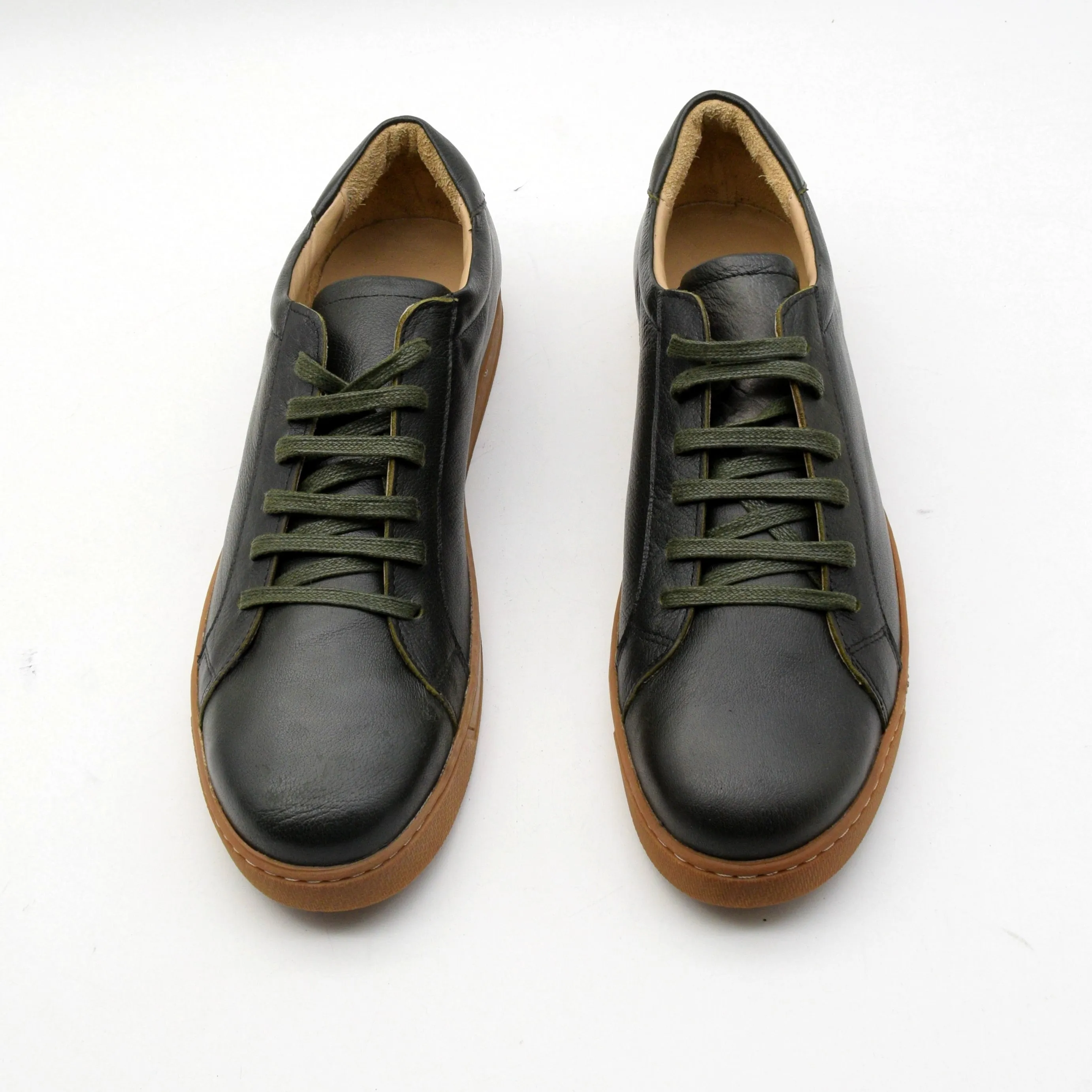 Veja Dekkan Sneakers LEATHER LOW TOP SNEAKERS - GUM SOLE