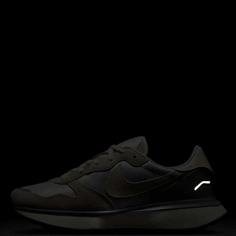 Nike Women's Phoenix Waffle Asics Stormer Running Shoes