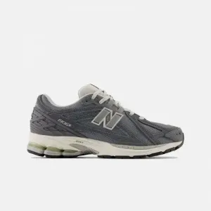 Green New Balance 550s New Balance 1906 Titanium