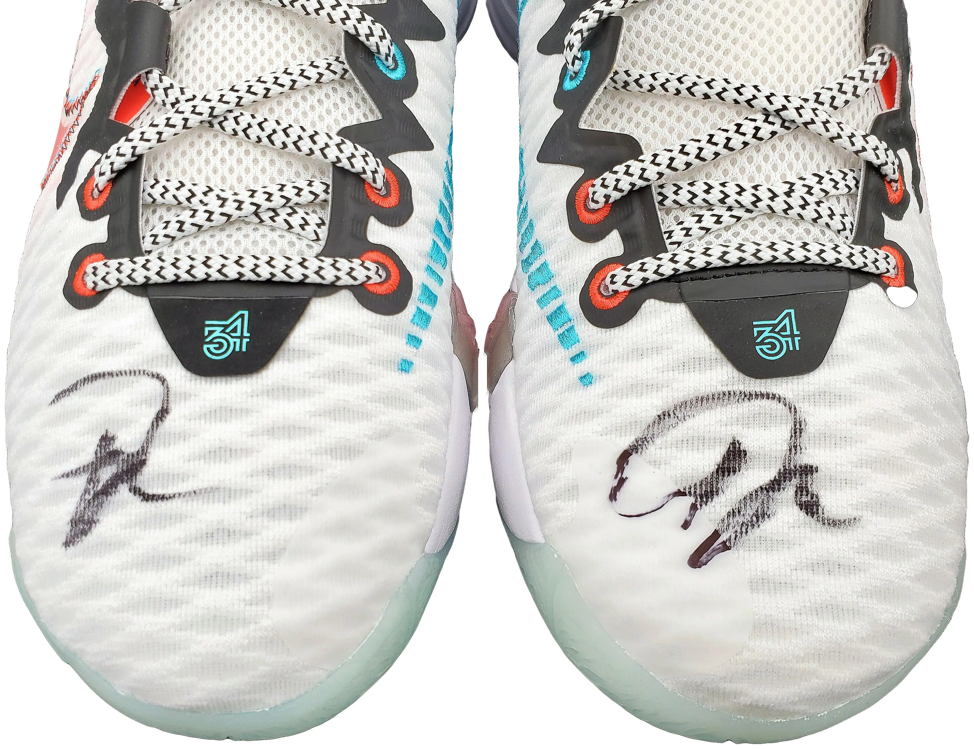 Asics Novalis Shoes Giannis Antetokounmpo Autographed White Nike Immortality Shoes Milwaukee Bucks Size 15 Pair Beckett BAS QR Stock #197435