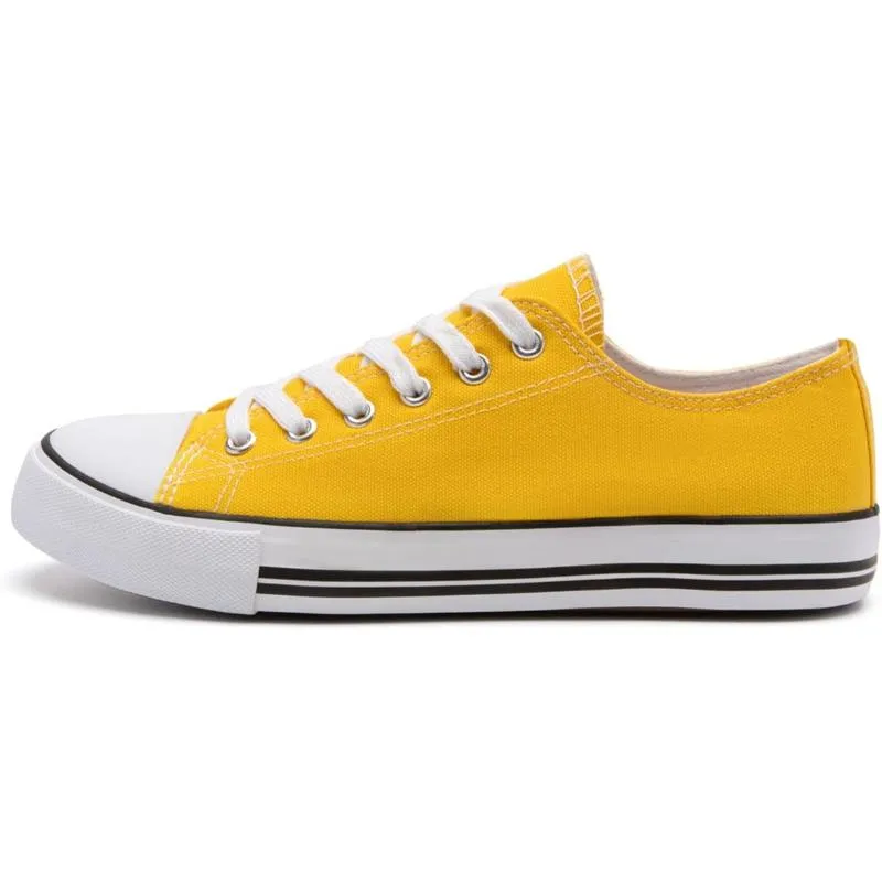 Traditional Canvas Lace Up Trainer For Men 