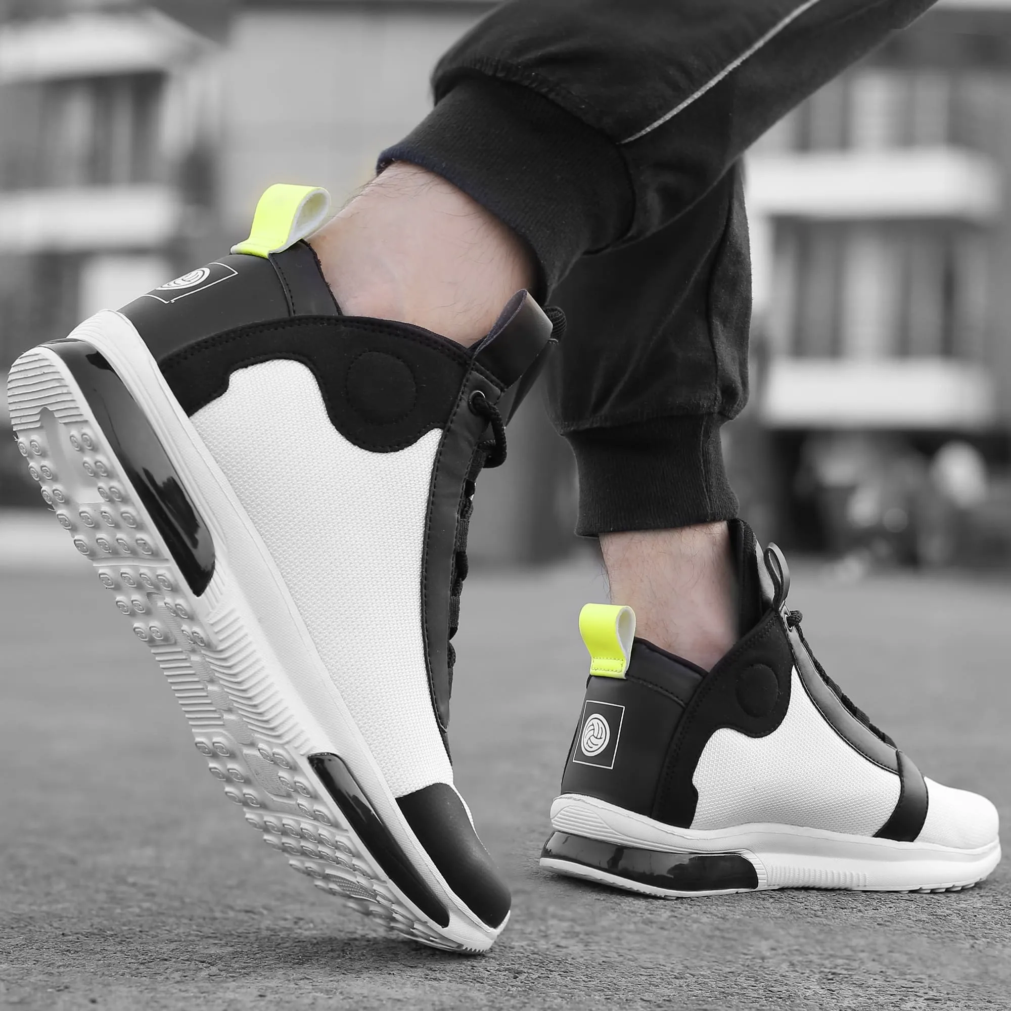 Bacca Bucci Superstar Hoka One One Sneakers