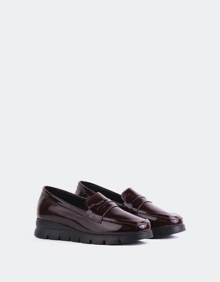 Harmani Burgundy Patent Light In His Loafers