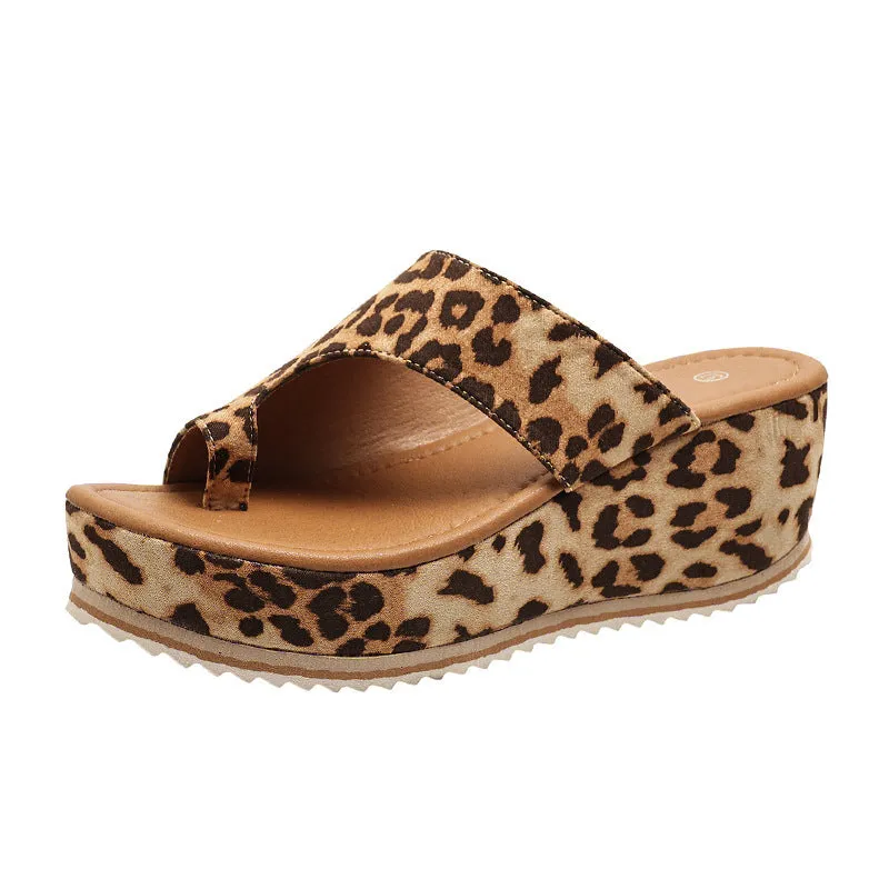 Fashion Leopard Print Wedge Slippers For Women New Thick-sole High Heel Flip Flops Shoes Summer Outdoor Slippers Bridal Flip Flops