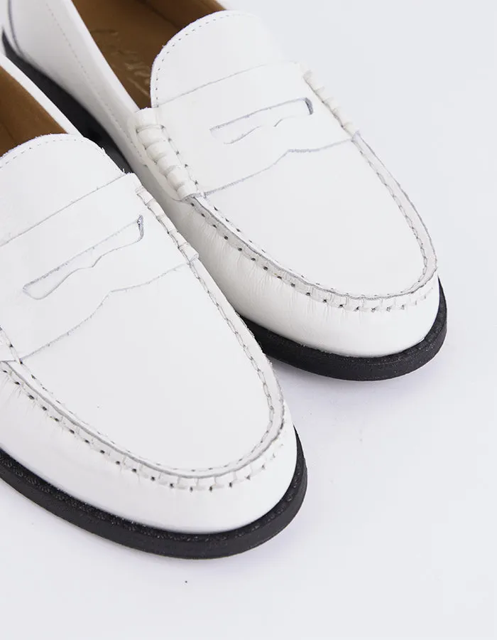 Channel Loafers Lettine Off White Naplack Leather