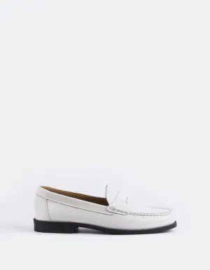 Lettine Off White Naplack Leather Common Projects Loafers