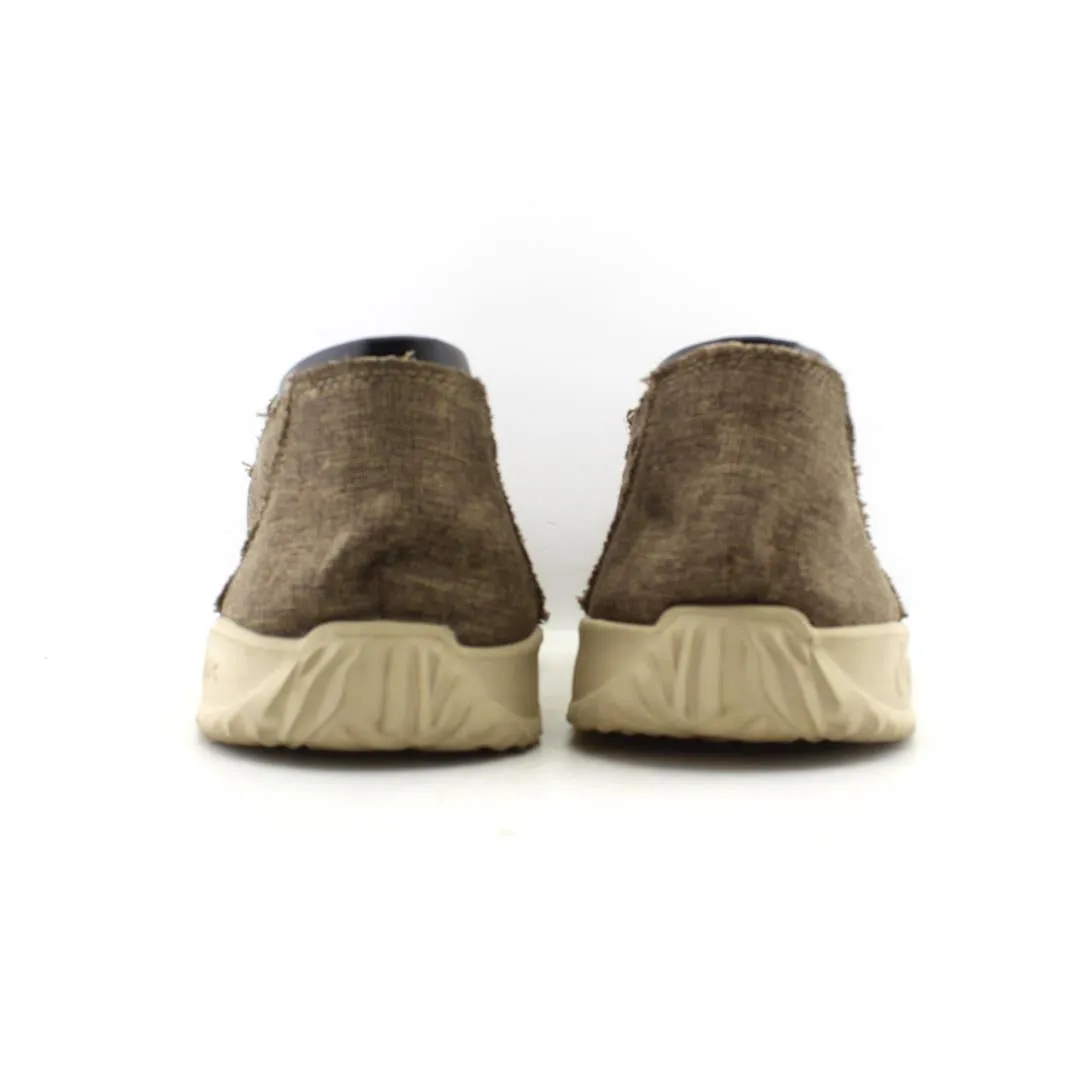 Slip On Leather DROPE .