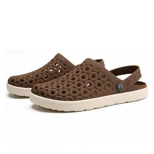 Men Hole Breathable Soft Light Beach Sandals Waterproof Garden Shoes Cushionable Sandals