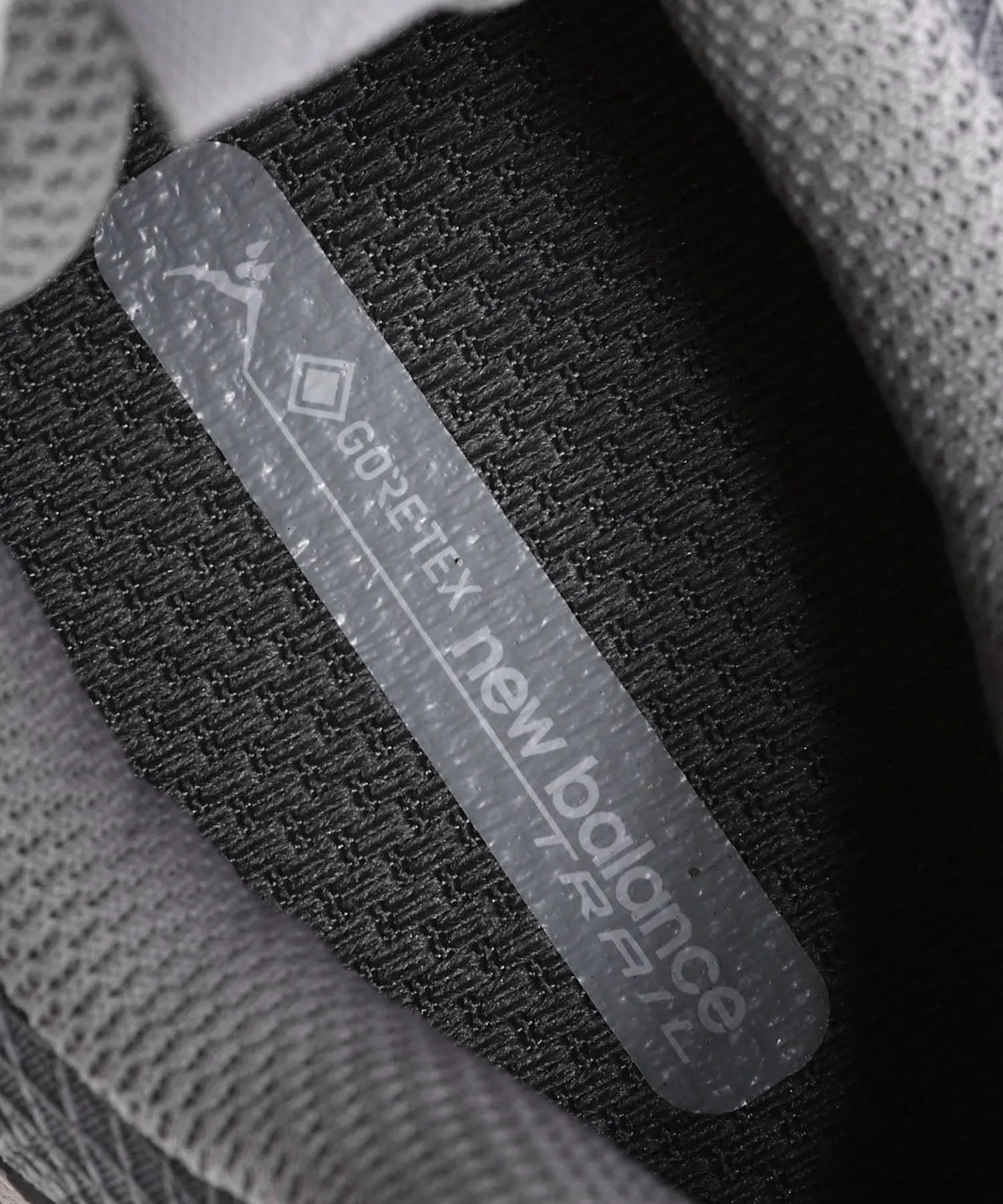 ML610XA New Balance Beige Shoes