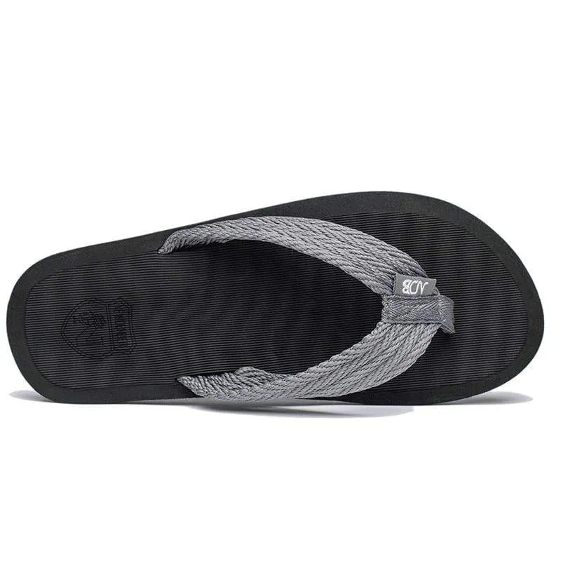 NIDENGBAO Black Flip Flops Christian Louboutin Slides
