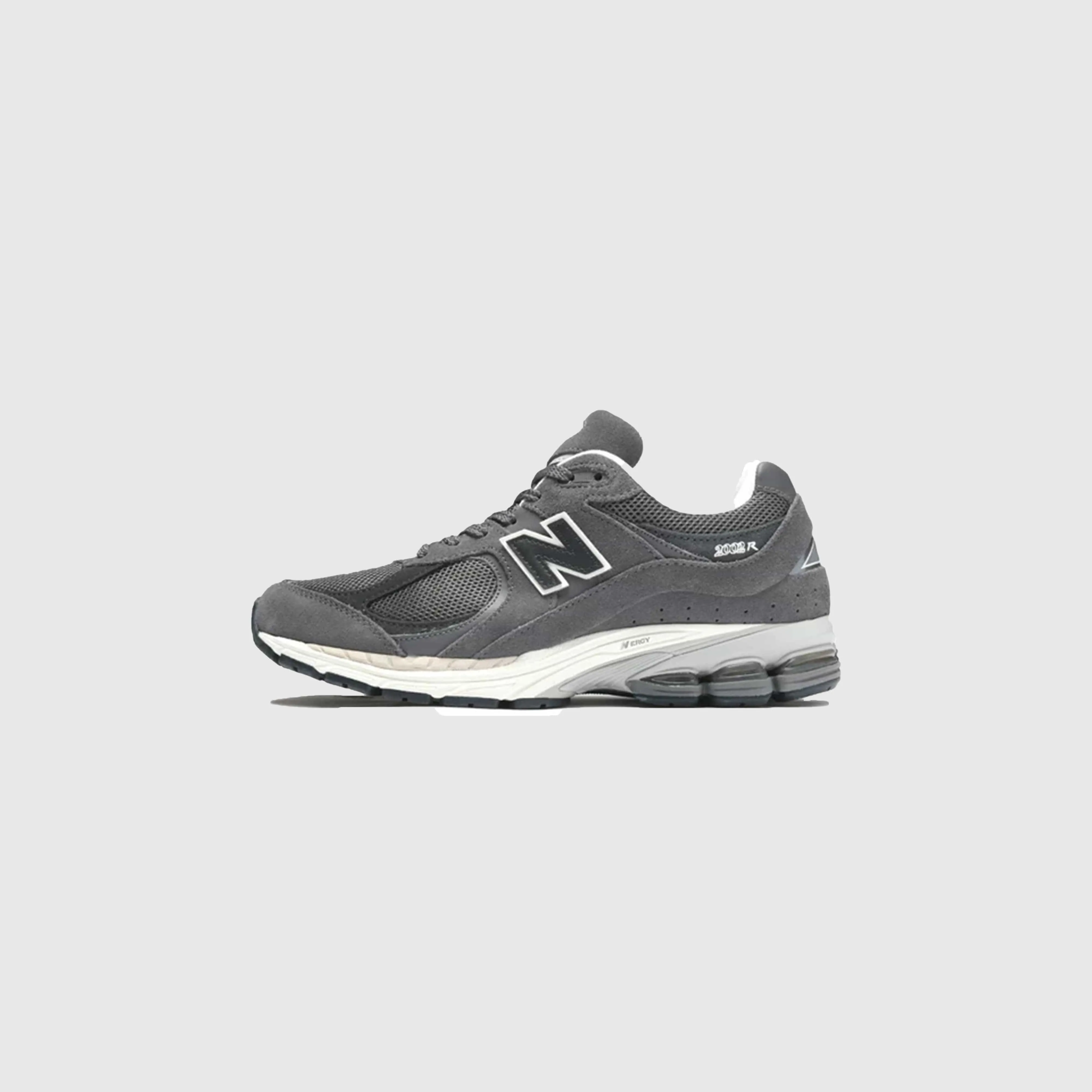 New Balance 2002R - Monochrome Suede New Balance More V5 Arctic Grey