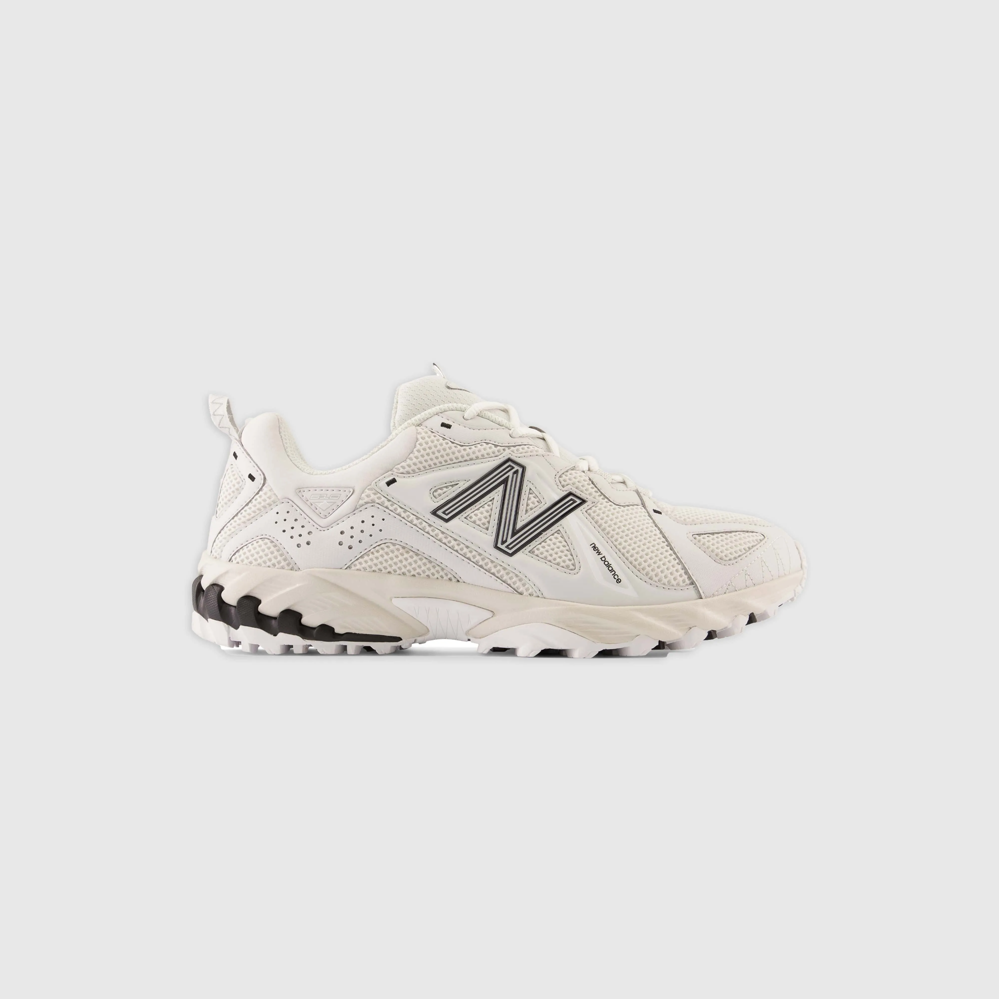 New Balance 610 - Nimbus Cloud / White New Balance Cleat