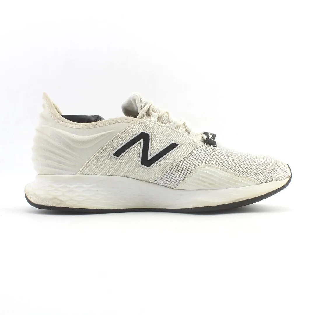 NEW BALANCE FRESHFOAM ROAV Ghost 16 Running Shoe