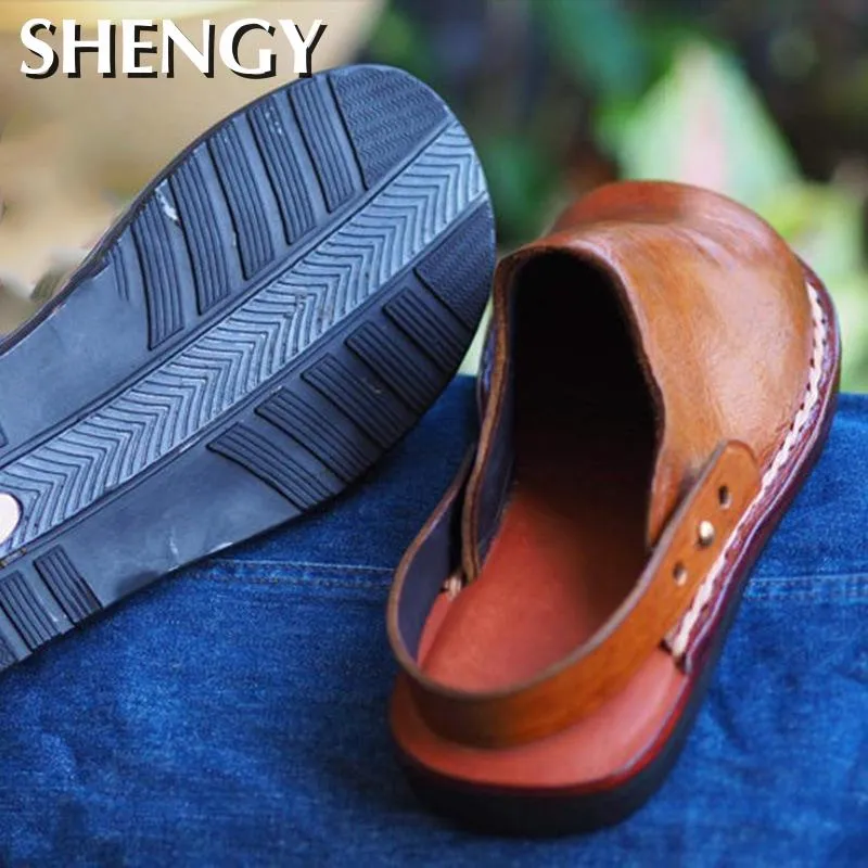 New Classic Summer Men Sandals Quality Leather Breathable Male Outdoor Beach Slippers Soft Comfortable Shoes Men Beach Sandals Target Pearl Sandals