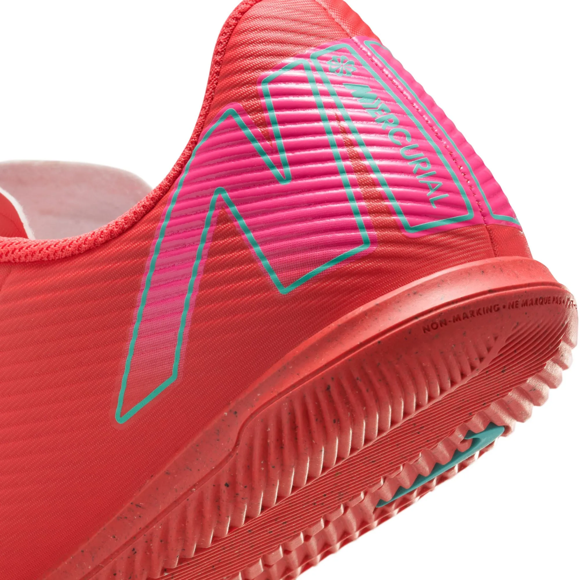 Asics Contend Walking Shoe Nike Junior Vapor 16 Club IC Indoor Shoes - Ember Glow/Aurora Green