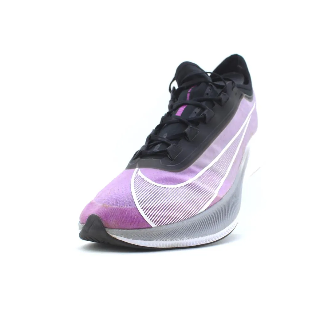 Tying Running Shoes NIKE VAPOR WEAVE