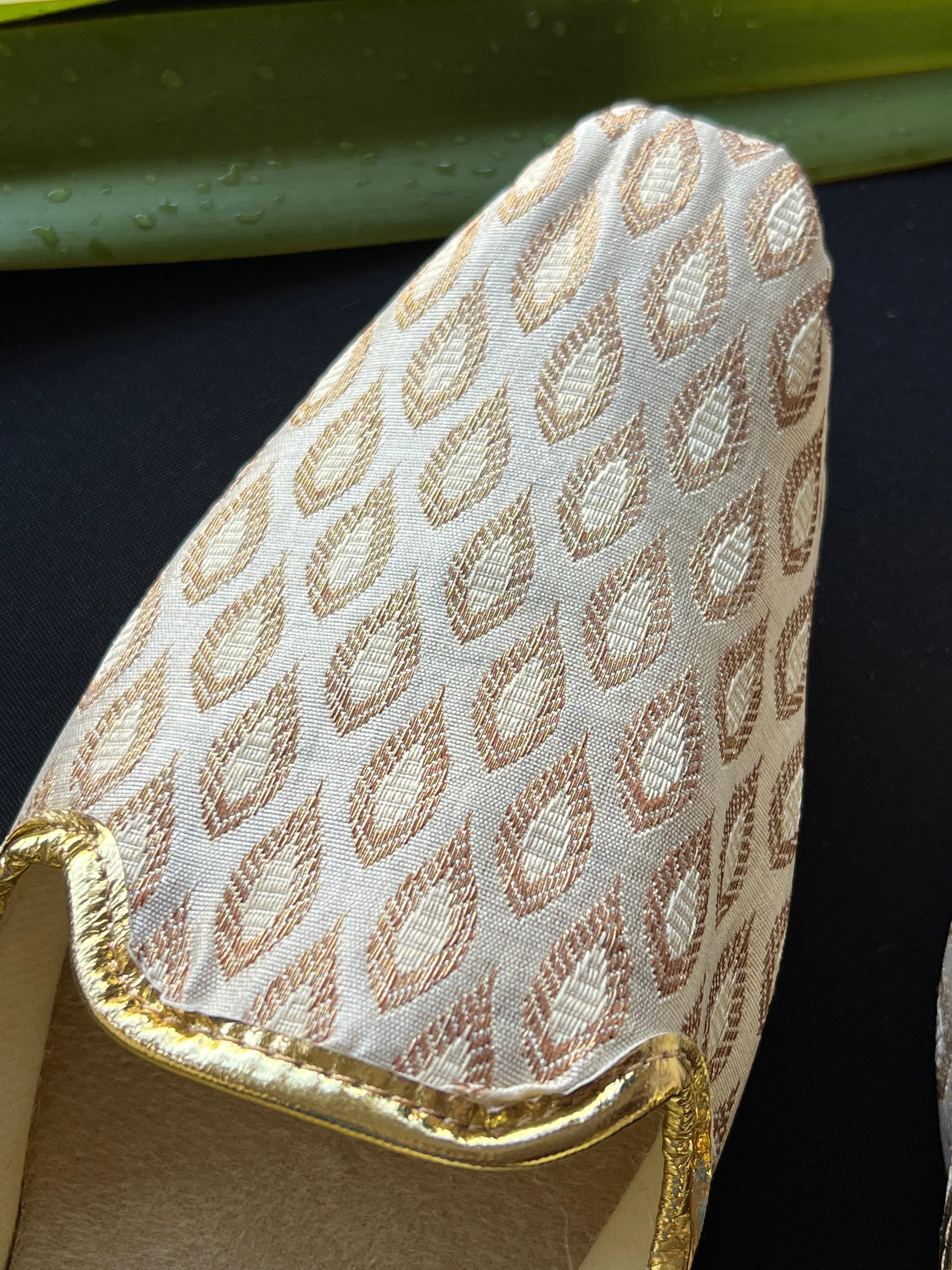 Flat Bottom Work Boots Off White Mens Mojaris | Indian Wedding Shoes  | Mens Handmade Juttis | Indian Ethnic Wedding Footwear for Men | India Store | Shoes for Men