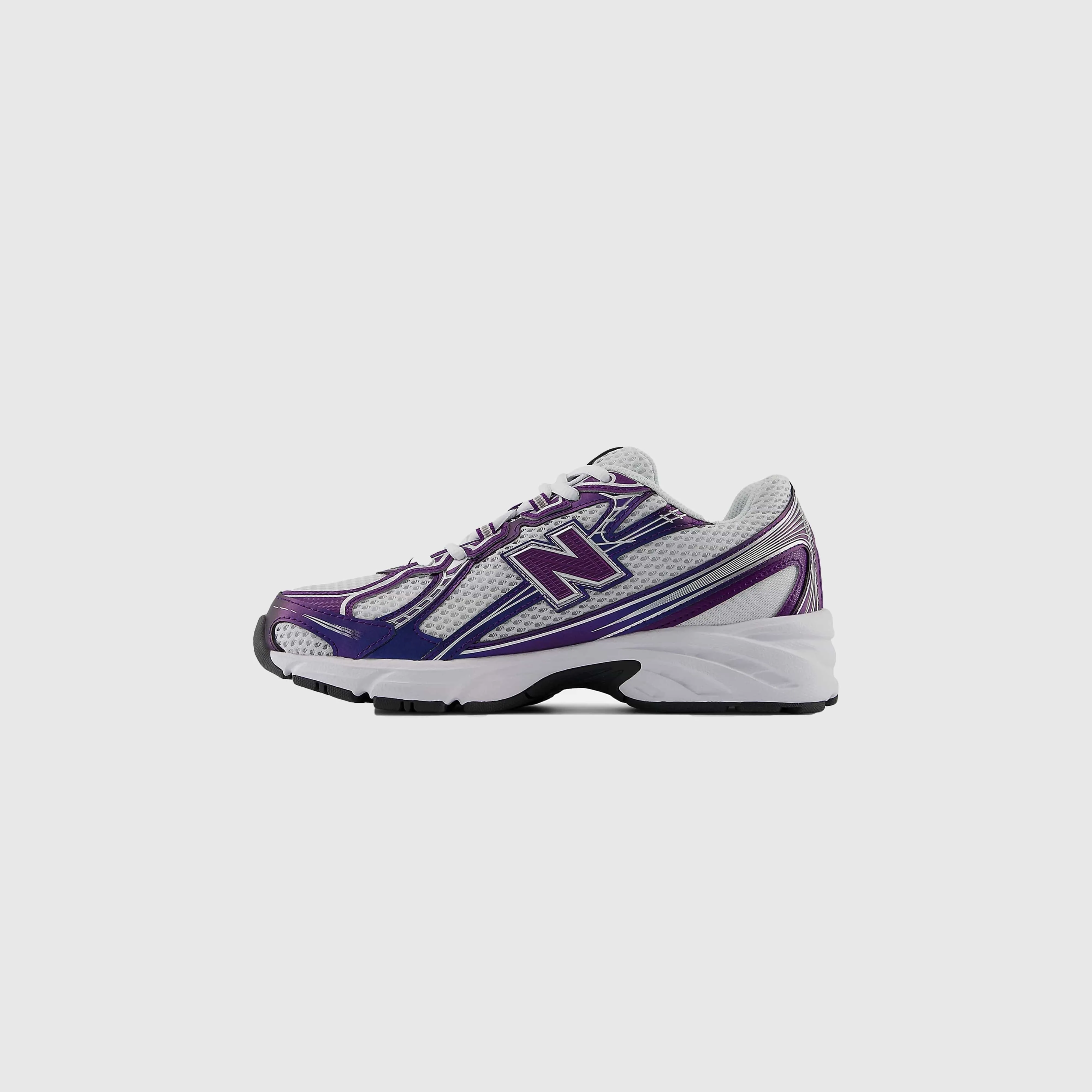 996 New Balance Women's New Balance 740 - Concord Grape / White / Phantom