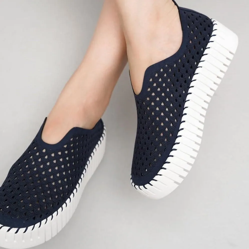 Best Waterproof Work Boots Pull On Platform Sneakers for Women - Lightweight Shoes for Women - Slip-On Womens Shoes, Non Slip Work Shoes Women, Leather Insole Walking Shoes Women Footwear (Daffodil)