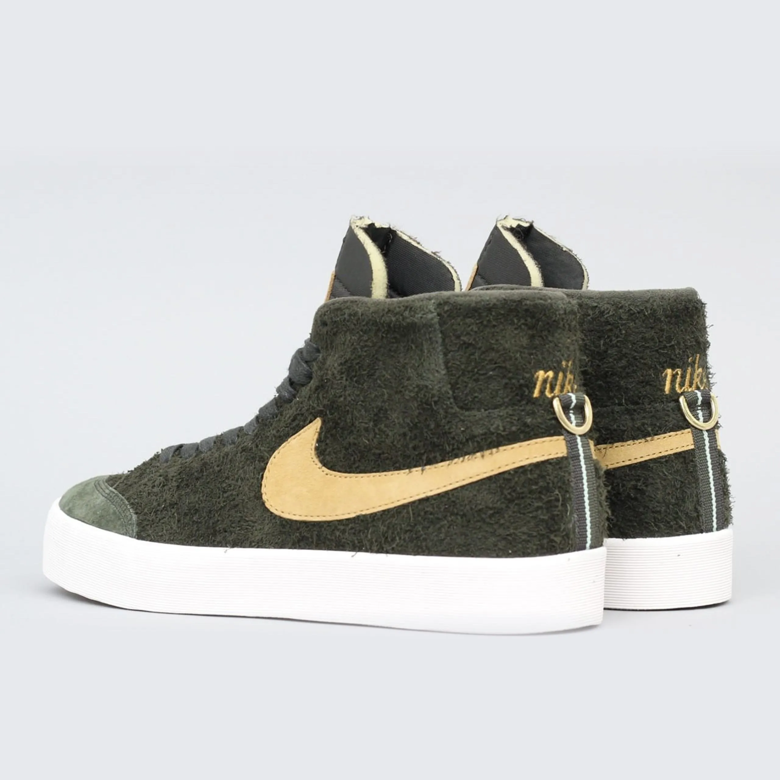 Nike SB Blazer Mid QS Shoes Sequoia / Flat Gold Asics No Tie Shoes