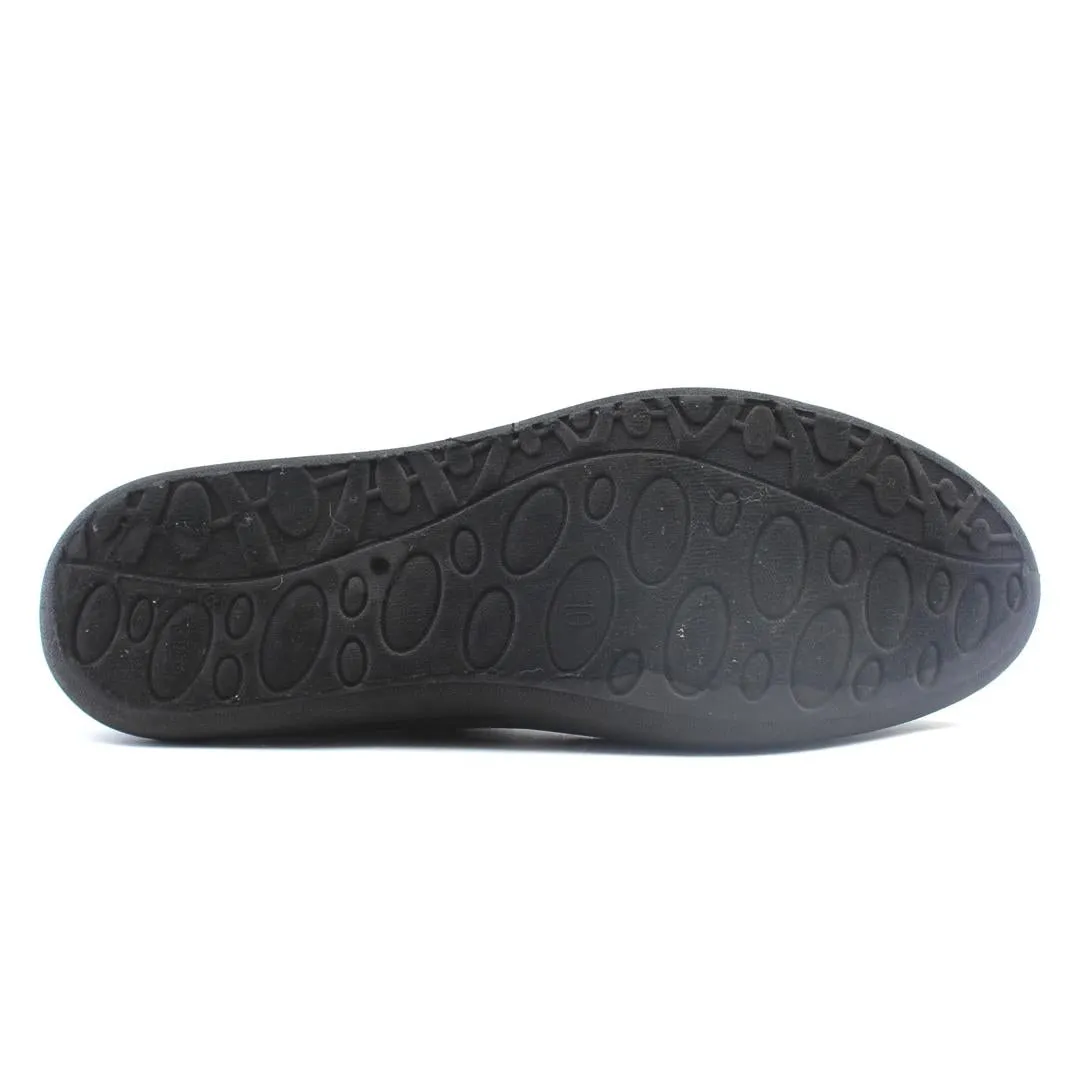 BEACH BASICS . Soft Toe Slip On Work Boots