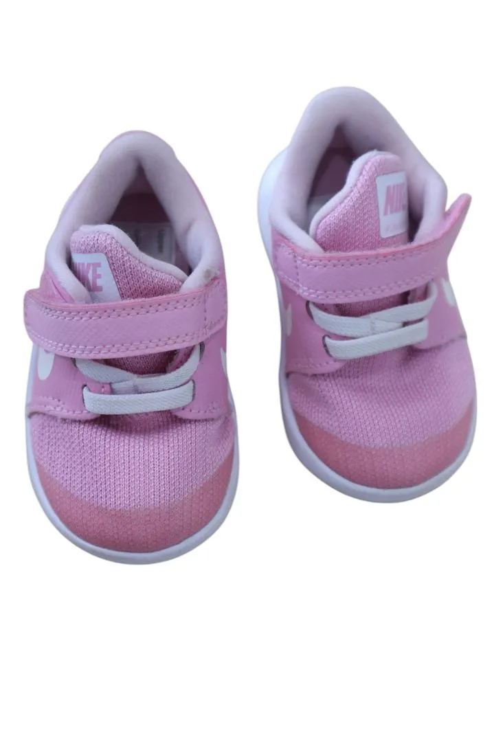 Asics Shoes With Duomax Nike Sneakers, US 4/EUR 19.5