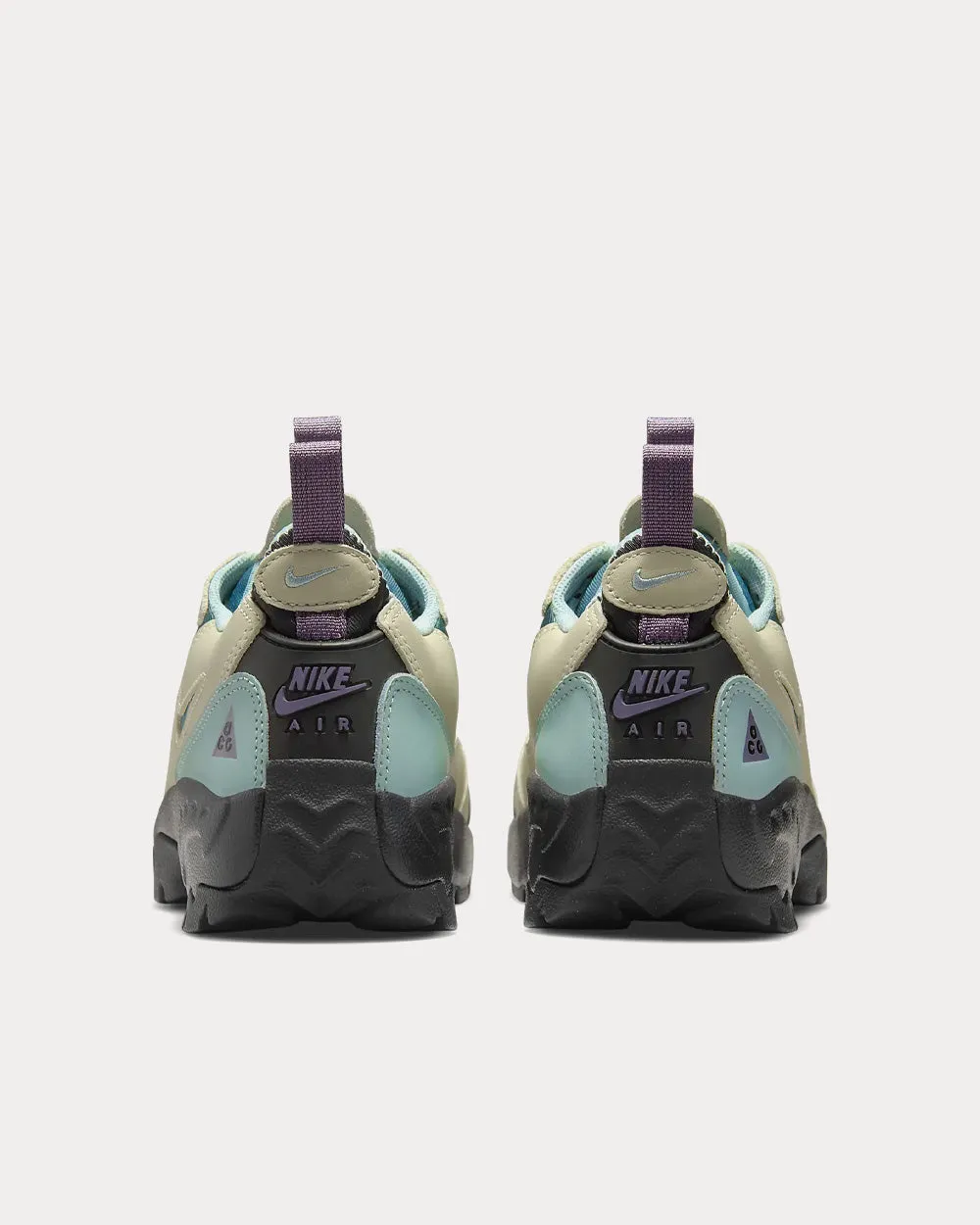 ACG Air Mada Light Stone / Mineral Slate Low Top Sneakers Asics Upcourt 5 Badminton Shoes