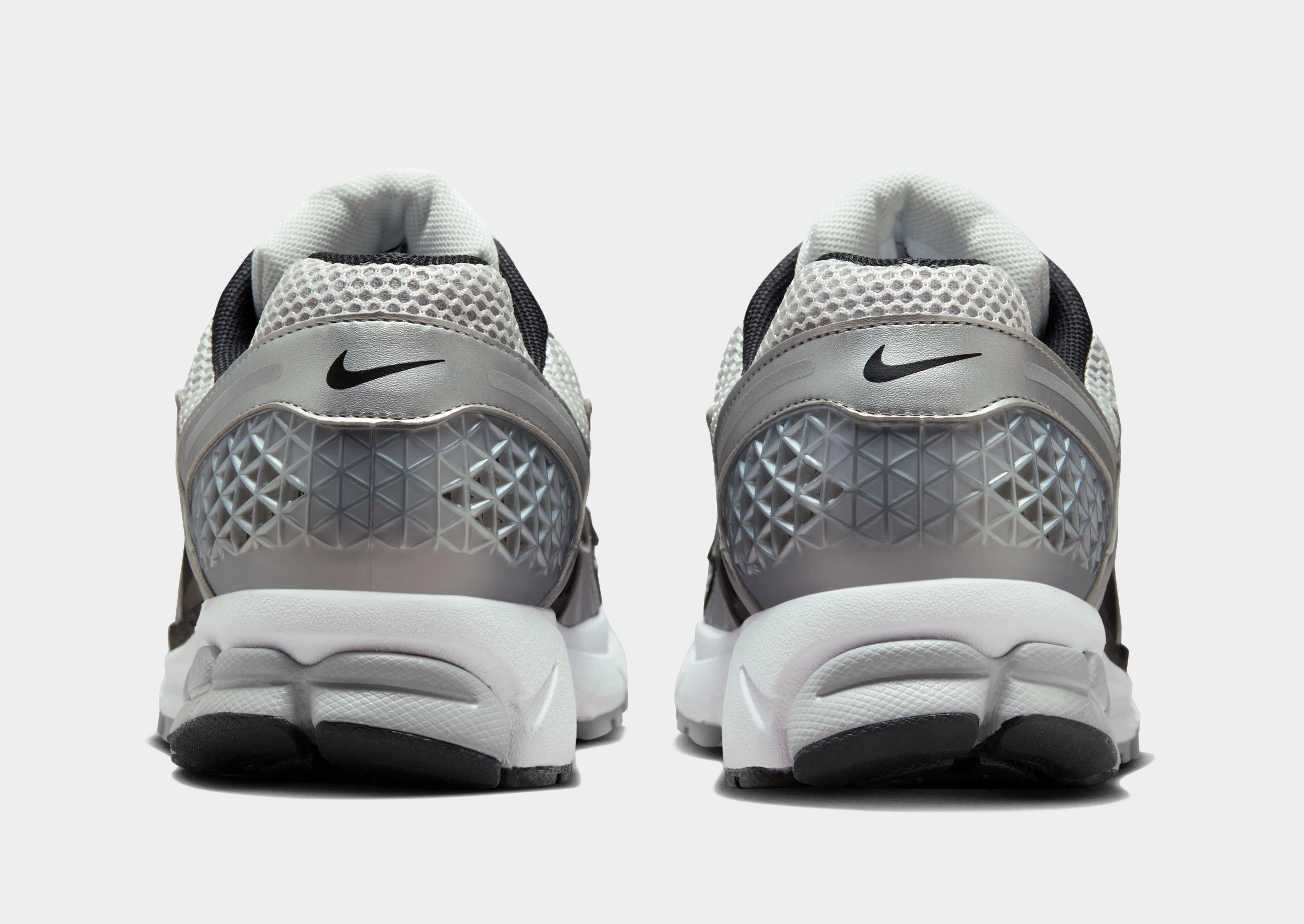 Asics Endurant Running Shoe Zoom Vomero 5