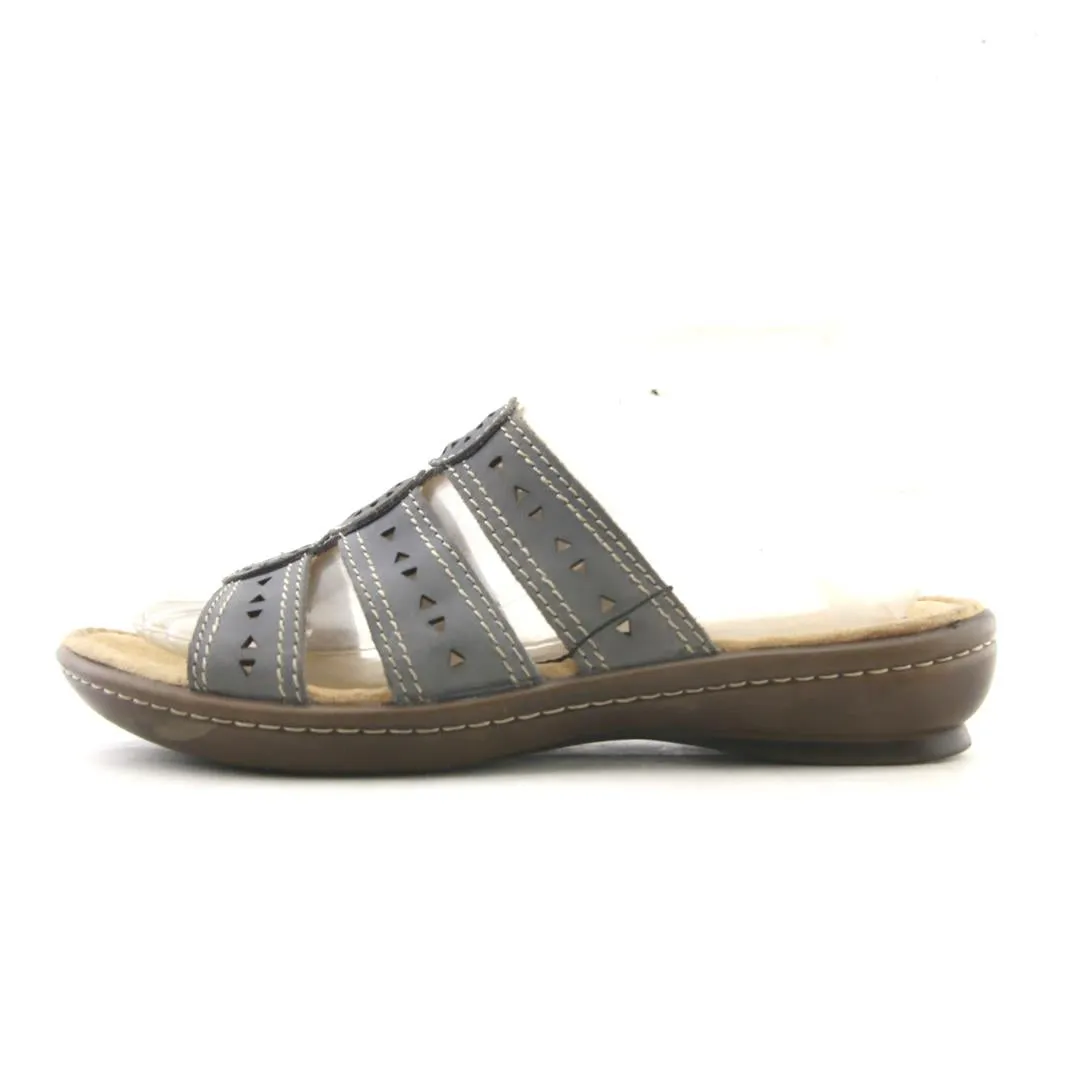 NATURALIZER JANE Ruby Slippers Pictures