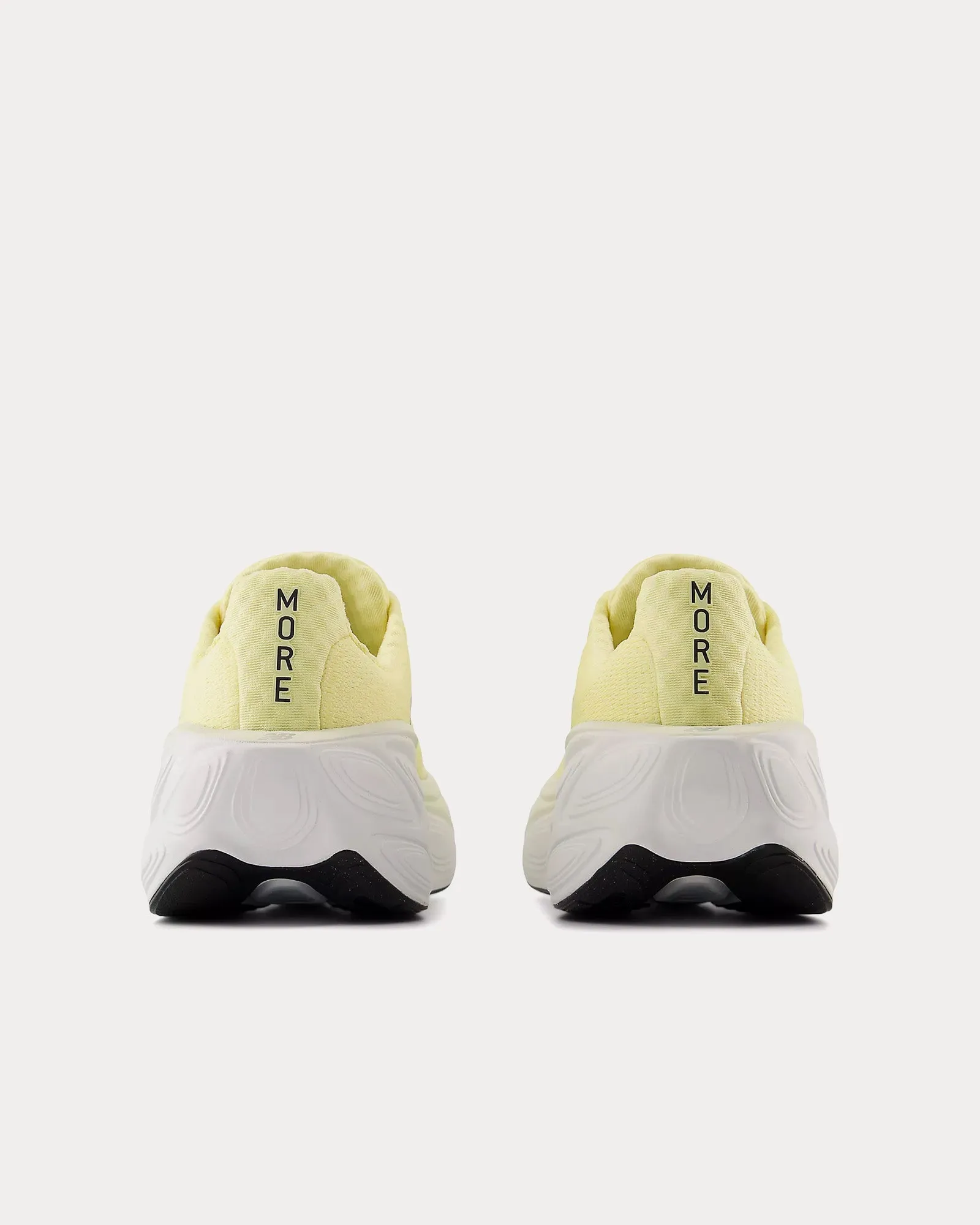 New Balance Pacers Fresh Foam X More v5 Parchment / Angora / Silver Metallic Running Shoes