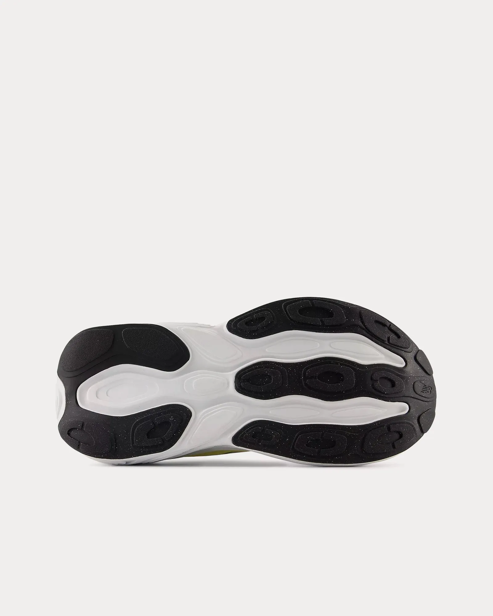 Fresh Foam X More v5 Parchment / Angora / Silver Metallic Running Shoes New Balance Orthotics