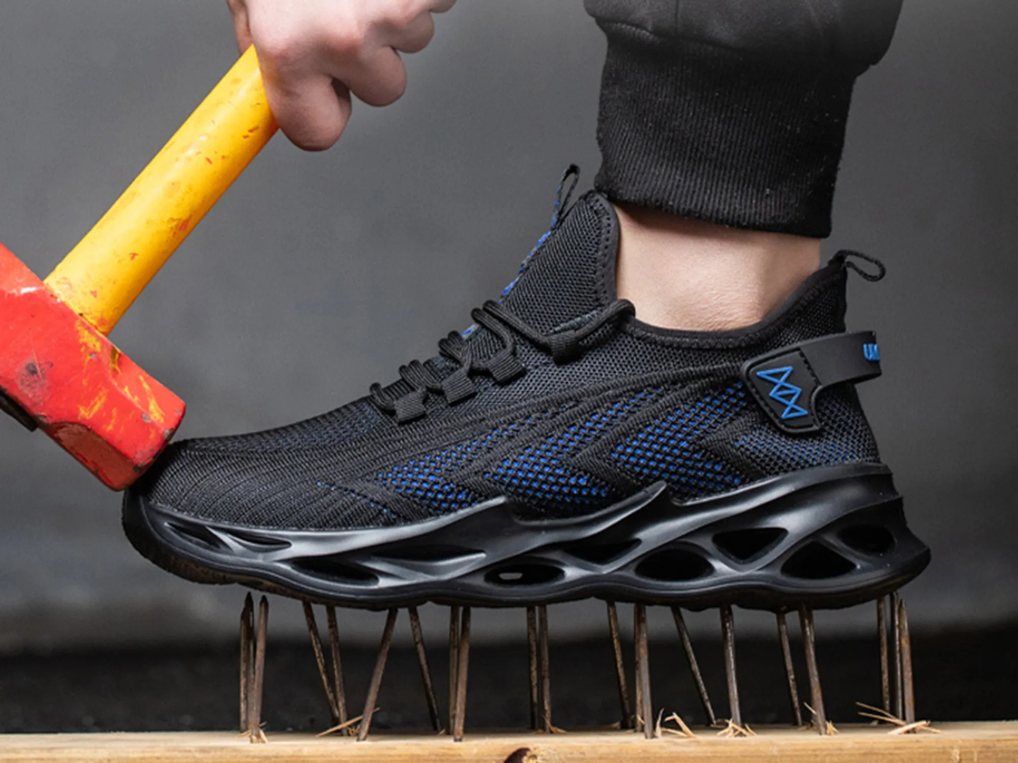 Steel Toe Shoes for Men Breathable Lightweight Industrial Construction Work Safety Shoes Static Dissipative Work Boots