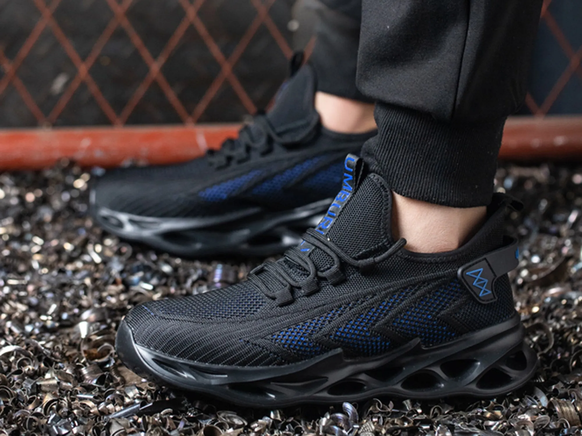 Steel Toe Shoes for Men Breathable Lightweight Industrial Construction Work Safety Shoes Best Work Boots For Pipefitters