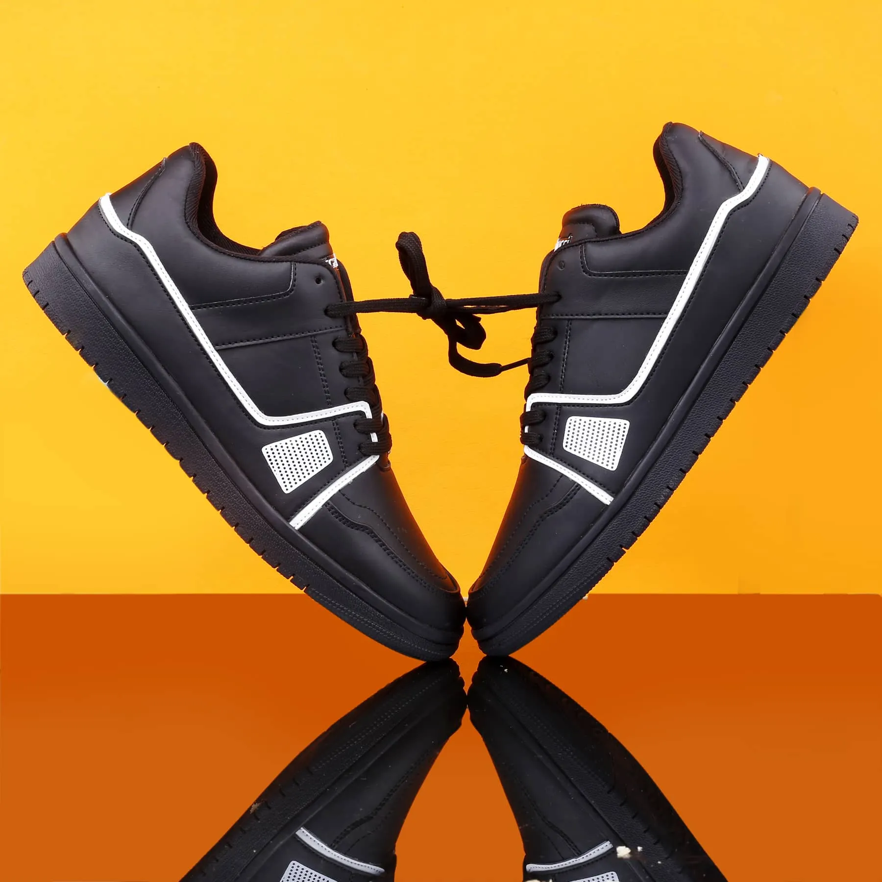 Flat Pointy Shoes Bacca Bucci BTS